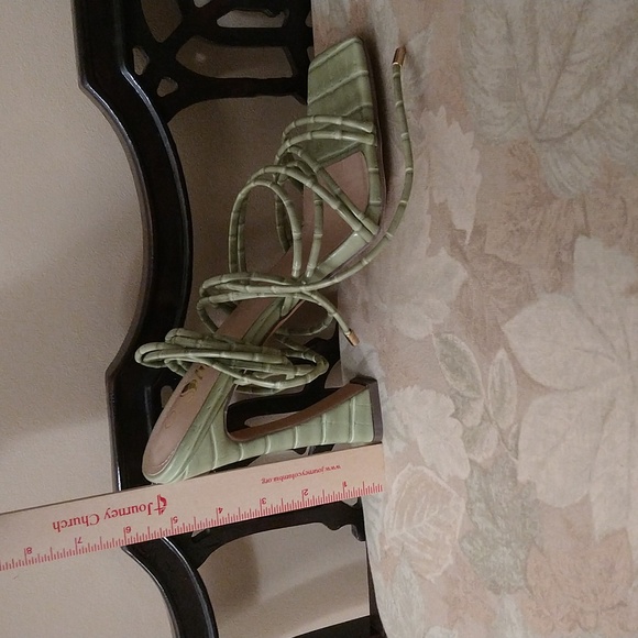 Shein Women's Heels - Picture 8 of 8